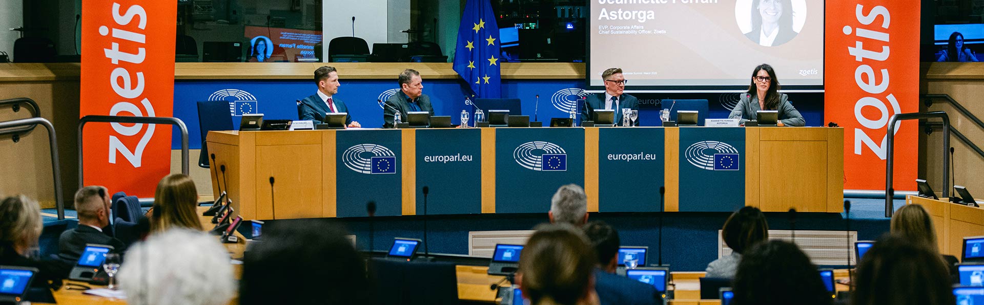 Advancing Policies for a Pet-Inclusive World panel - Zoetis