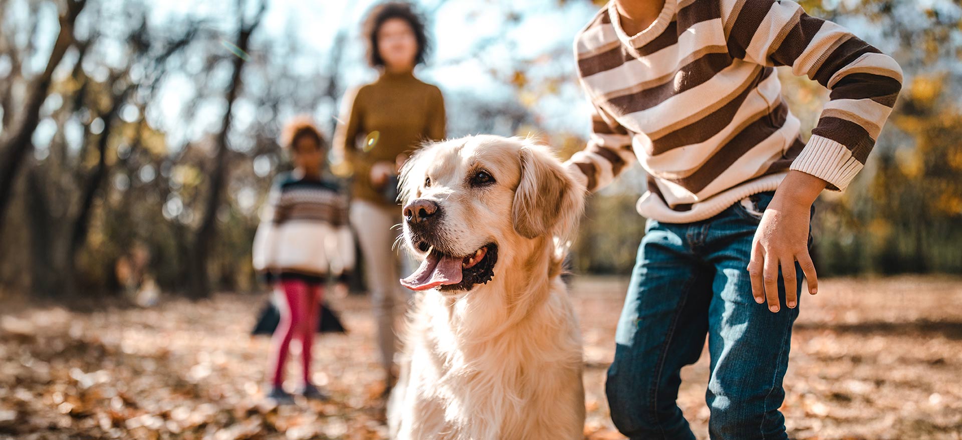 Family with dog - Zoetis